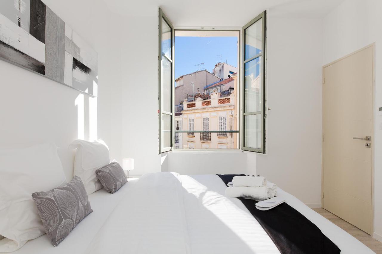 Anzur Yourhosthelper Cannes Bagian luar foto