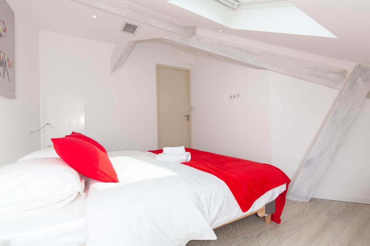 Anzur Yourhosthelper Cannes Bagian luar foto